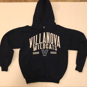 Boys Medium Villanova sweatshirt